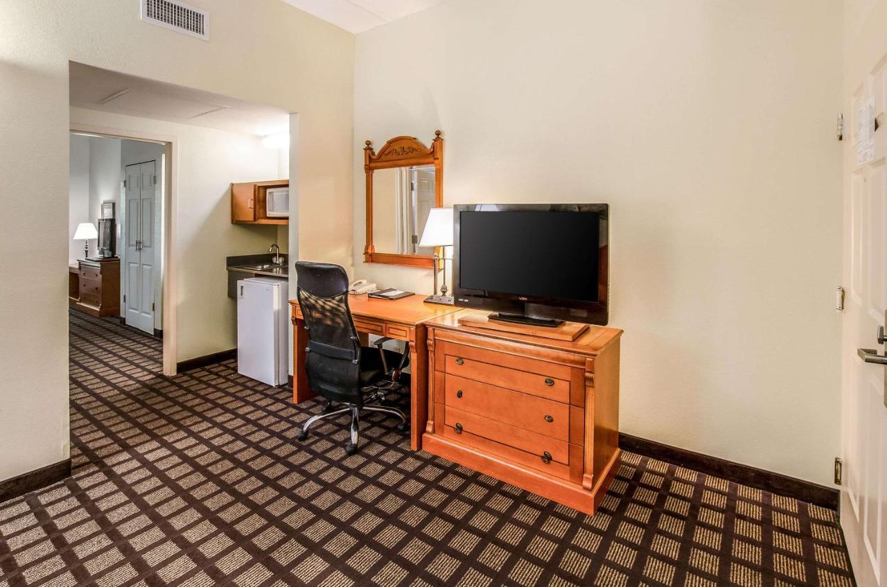 Savannah Gateway Hotel & Suites 조지타운 외부 사진